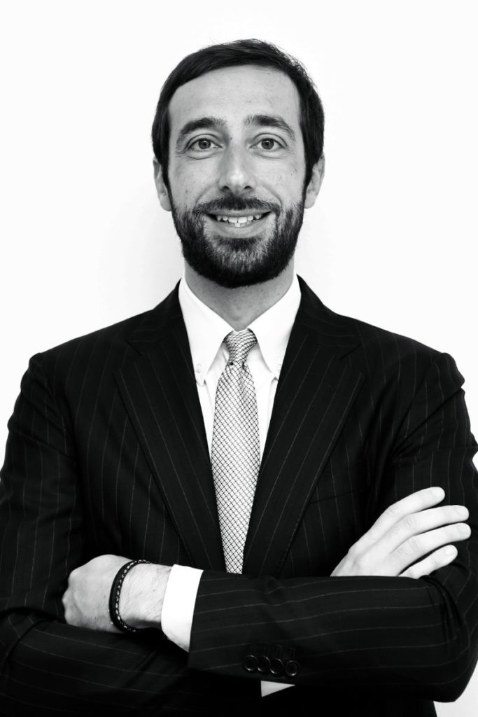 BLUE SGR - Management Team - Responsabile Affari Legali Compliance e Antiriclaggio - Simone Petrosemolo